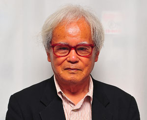 命と平和の語り部 NPO法人 石川・宮森630会 会長 豊濱 光輝 会長 豊濱 光輝 resize